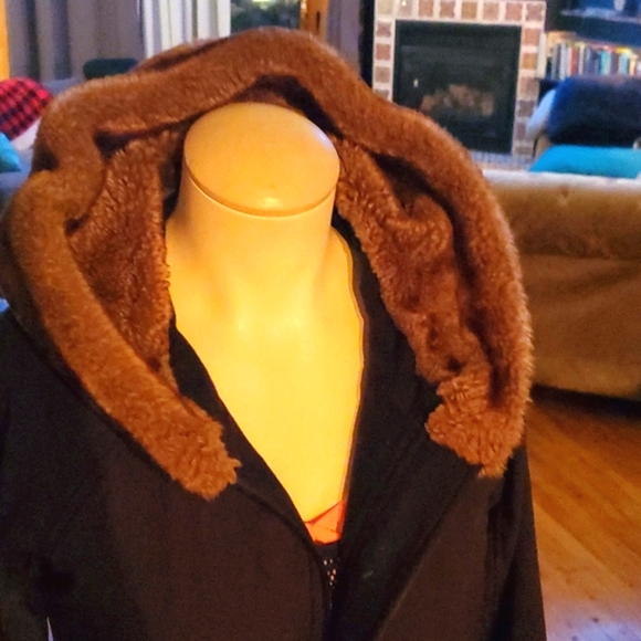 MARMOT jacket!! - Picture 2 of 6